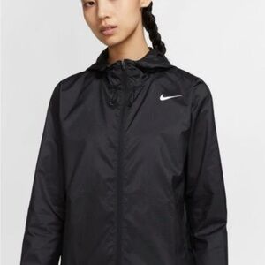 Nike Women's Essential Running Jacket